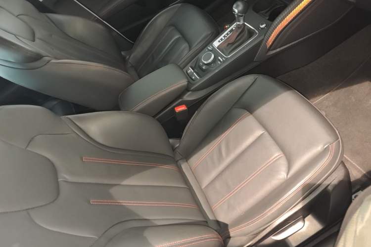 Used Audi Q2L 2024 35TFSI Ambition Dynamic Edition Right Front Seat