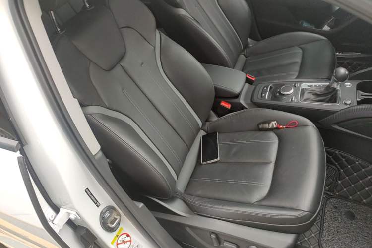 Used Audi Q2L 2024 35TFSI Fashionable and Dynamic Edition Right Front Seat