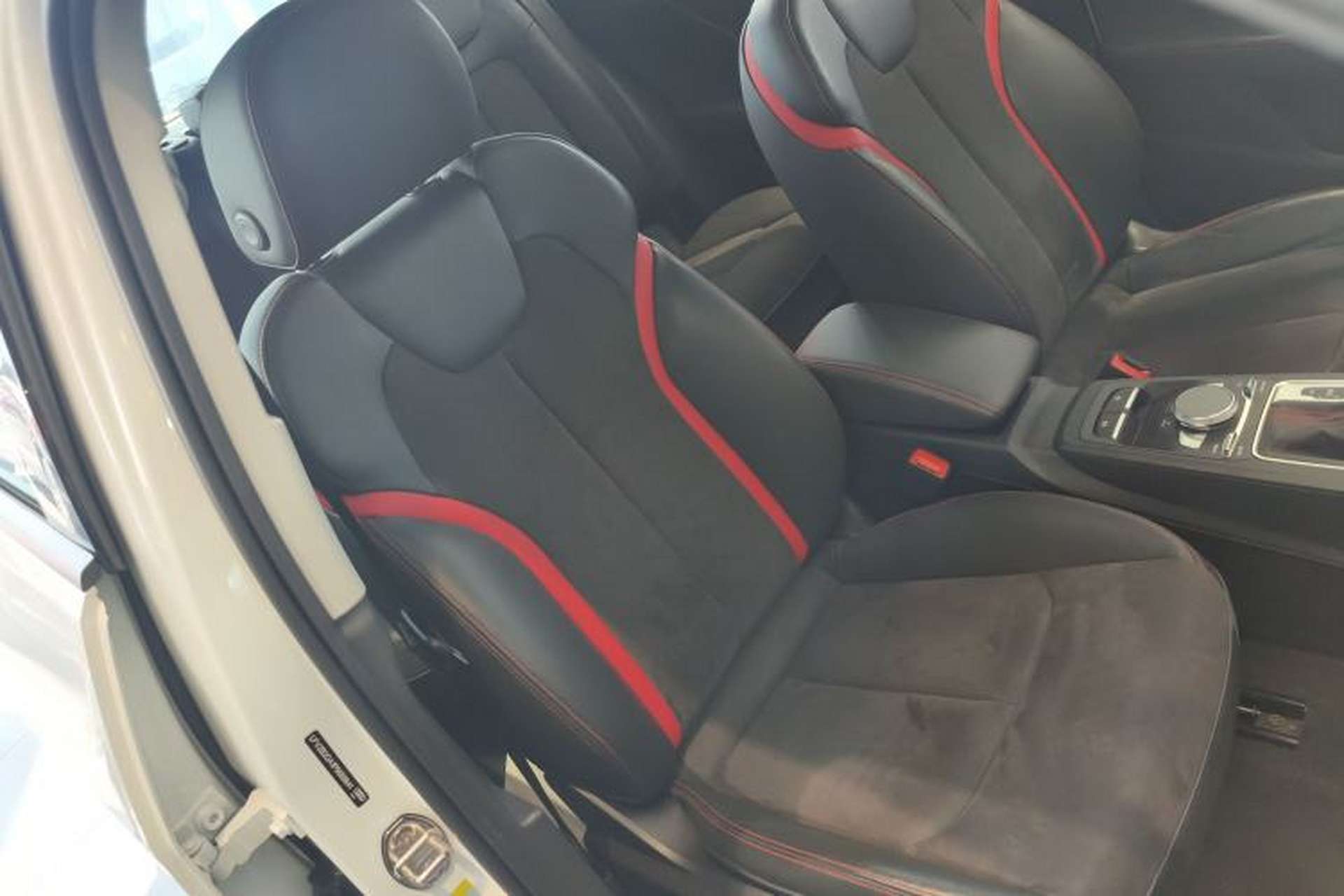 Used Audi Q2L 2024 35TFSI Luxury Dynamic Edition Right Front Seat