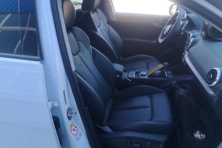 Used Audi Q2L 2024 35TFSI Fashionable and Dynamic Edition Right Front Seat