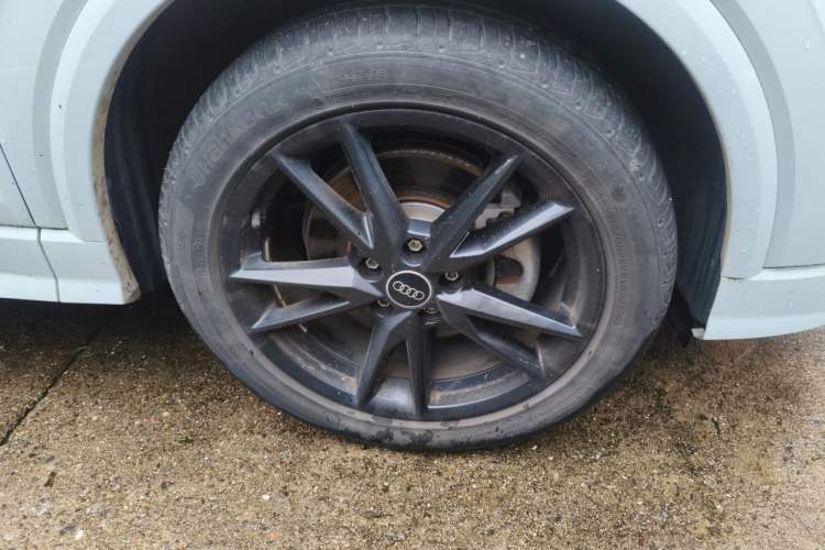 Used Audi Q2L 2024 35TFSI Ambition Dynamic Edition Right Front Wheel Hub