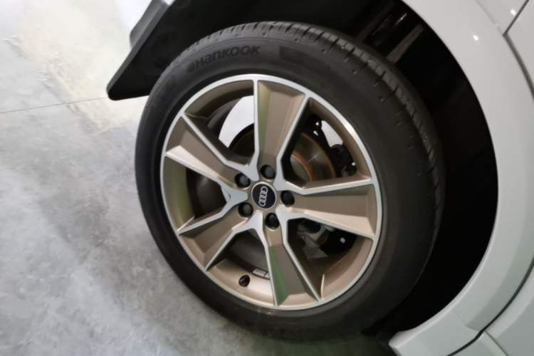 Used Audi Q2L 2024 35TFSI Fashionable and Dynamic Edition Right Rear Wheel Hub