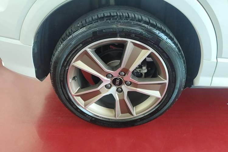 Used Audi Q2L 2024 35TFSI Fashionable and Dynamic Edition Right Rear Wheel Hub