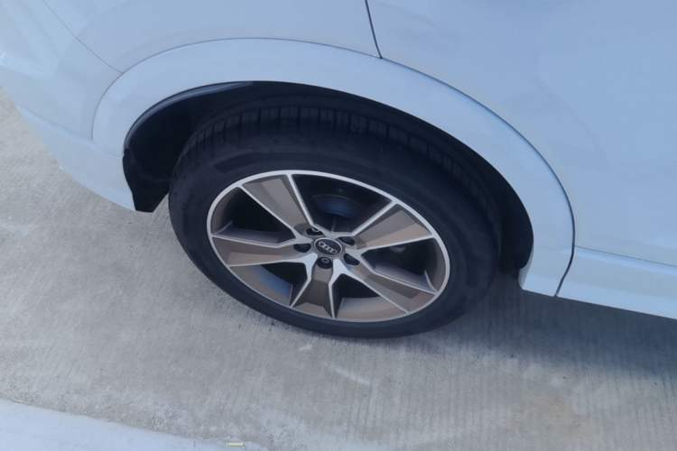 Used Audi Q2L 2024 35TFSI Fashionable and Dynamic Edition Right Rear Wheel Hub