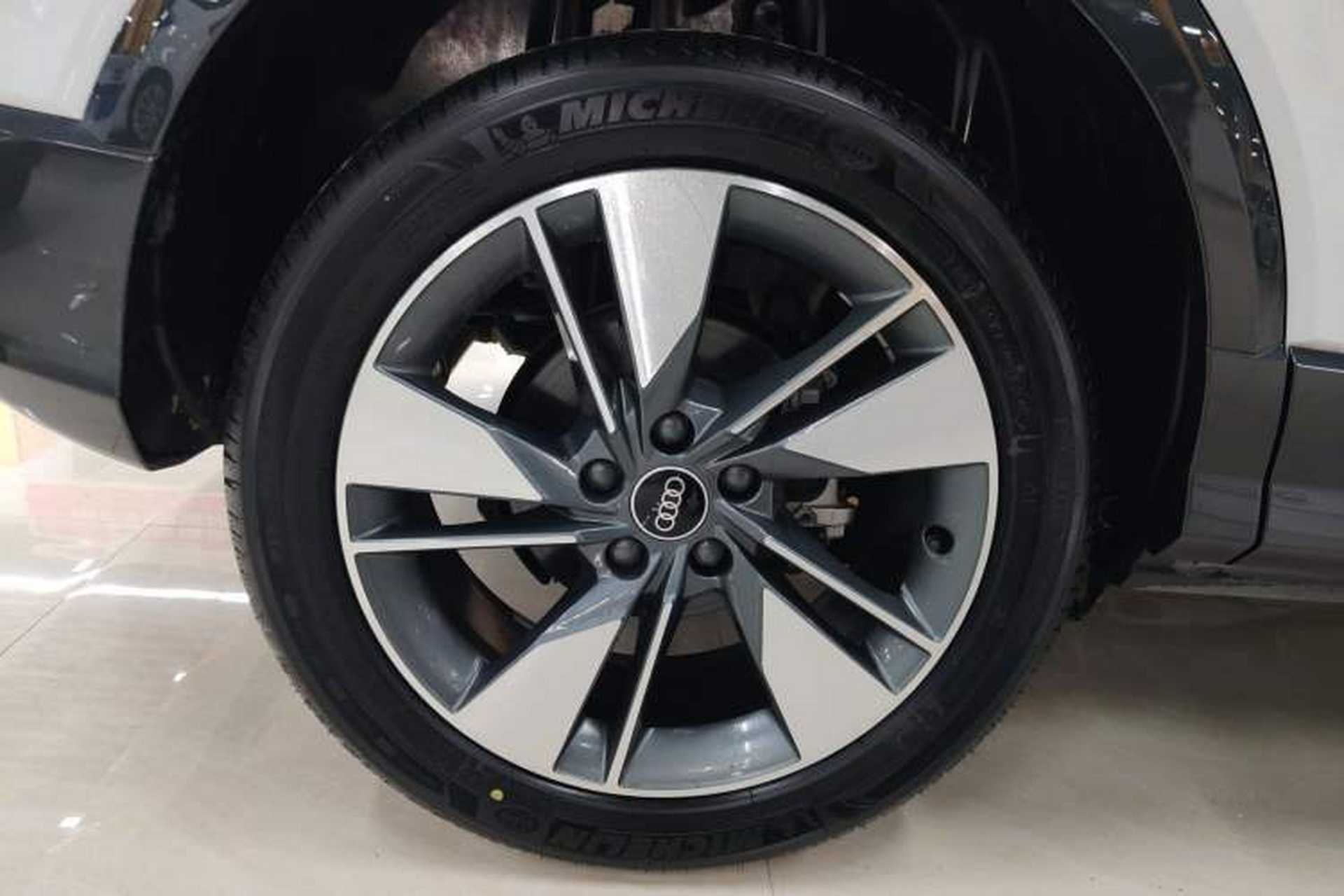 Used Audi Q2L 2024 35TFSI Fashionable and Elegant Version Right Rear Wheel Hub