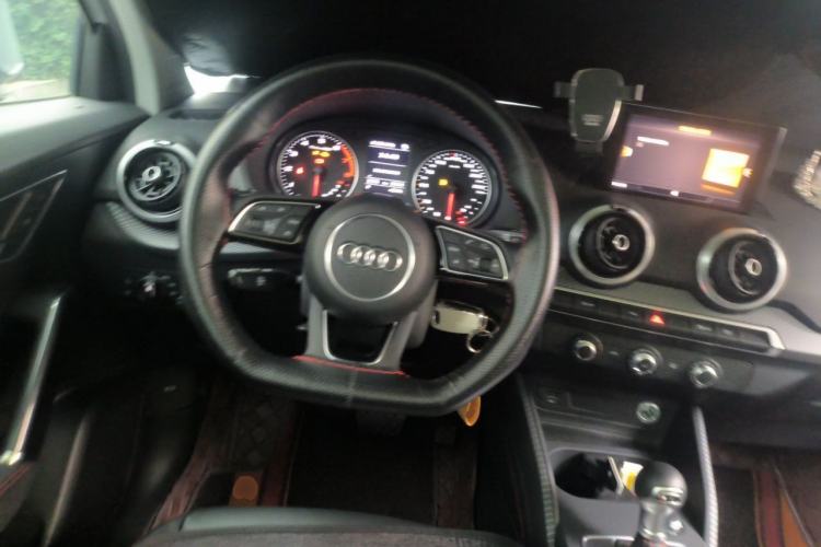Used Audi Q2L 2024 Updated 35TFSI Progressive Dynamic Edition Steering Wheel