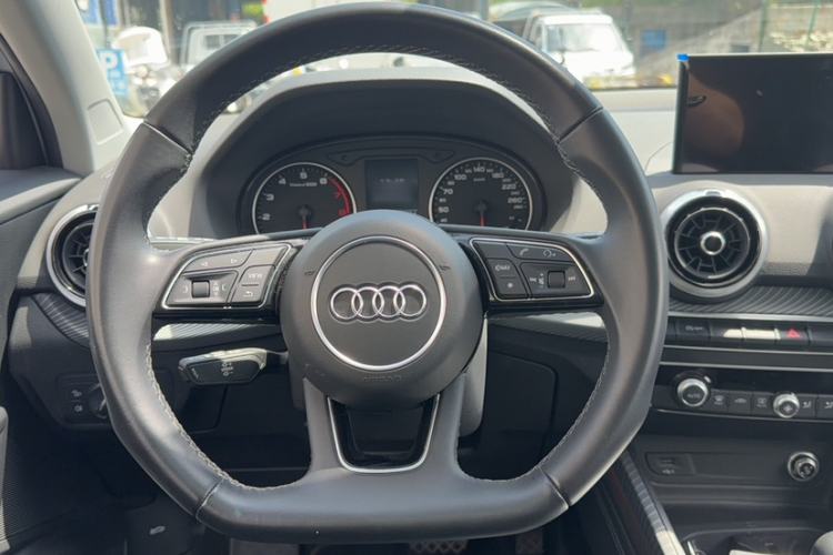 Used Audi Q2L 2024 35TFSI Fashionable and Dynamic Edition Steering Wheel