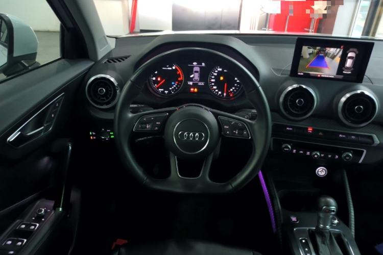 Used Audi Q2L 2024 35TFSI Fashionable and Dynamic Edition Steering Wheel