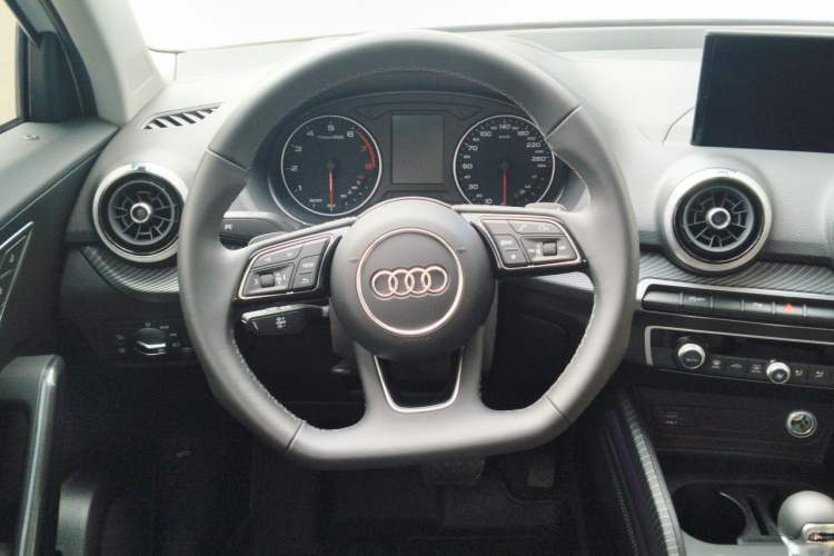 Used Audi Q2L 2024 35TFSI Fashionable and Dynamic Edition Steering Wheel