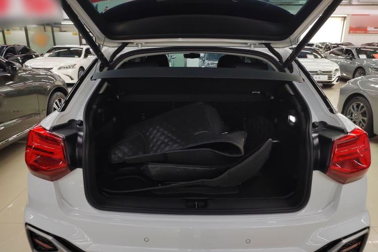 Used Audi Q2L 2024 35TFSI Fashionable and Dynamic Edition Trunk