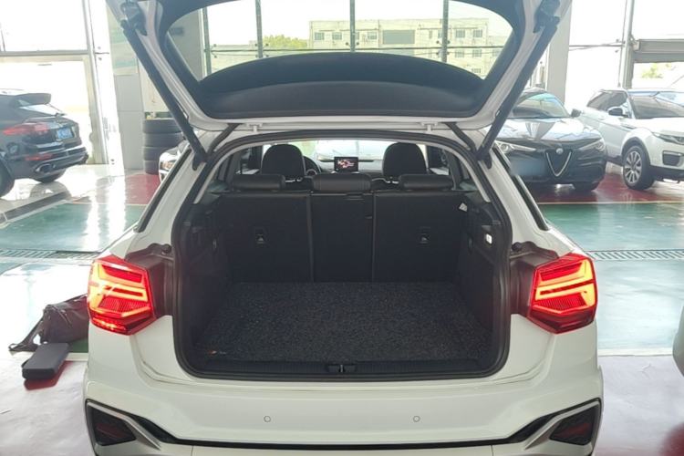 Used Audi Q2L 2024 35TFSI Fashionable and Dynamic Edition Trunk