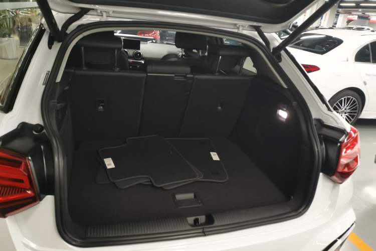 Used Audi Q2L 2024 35TFSI Fashionable and Dynamic Edition Trunk