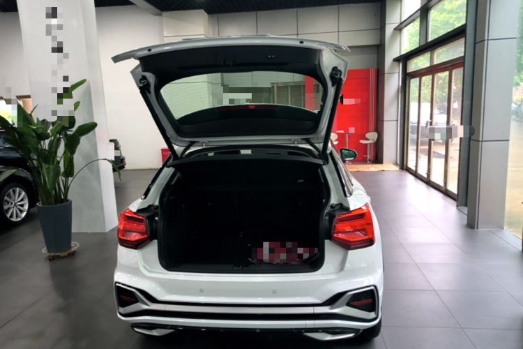 Used Audi Q2L 2024 35TFSI Fashionable and Dynamic Edition Trunk