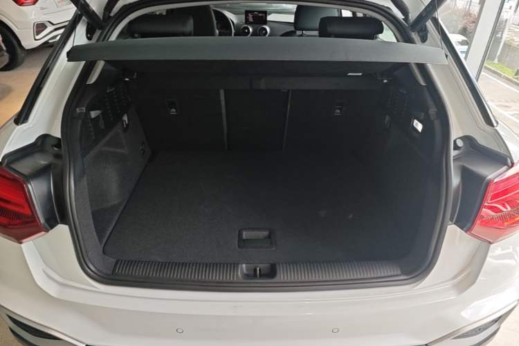 Used Audi Q2L 2024 35TFSI Fashionable and Elegant Version Trunk