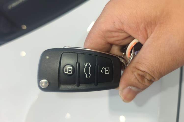 Used Audi Q2L 2024 35TFSI Luxury Dynamic Edition Vehicle Key
