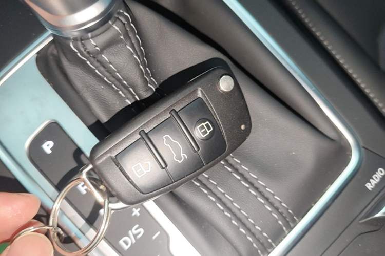 Used Audi Q2L 2024 35TFSI Fashionable and Dynamic Edition Vehicle Key