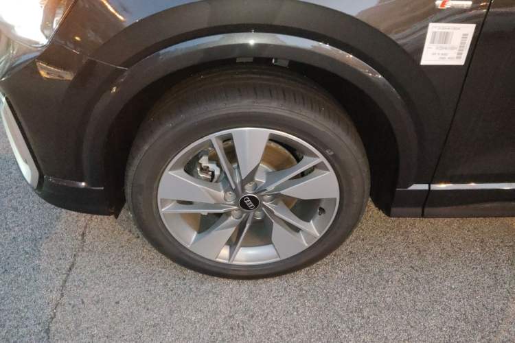 Used Audi Q2L 2025 35 TFSI Fashion Dynamic Edition Left Front Wheel Hub