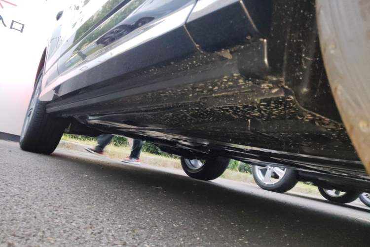 Used Audi Q2L 2025 35 TFSI Fashion Dynamic Edition Right Side Sill