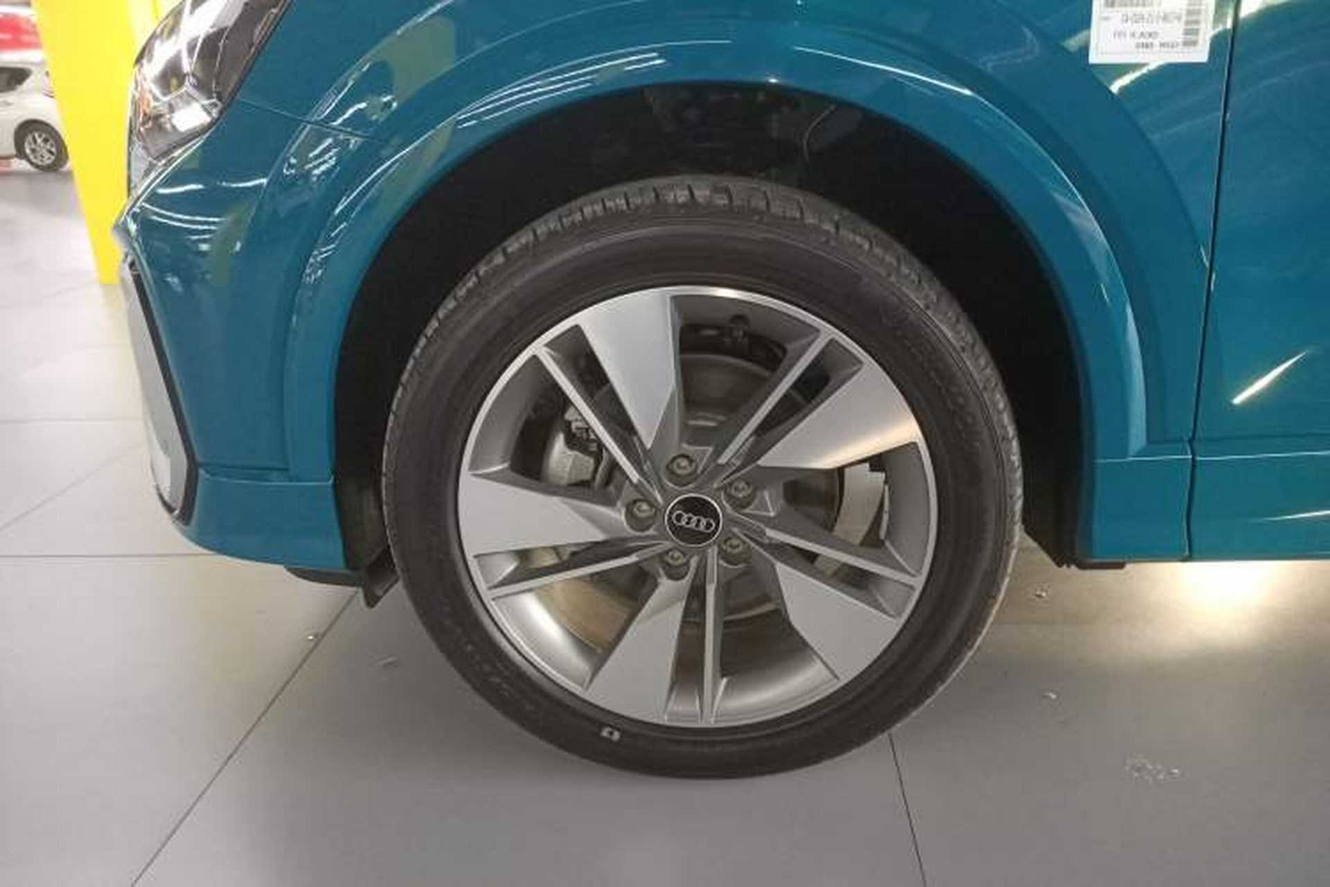 Used Audi Q2L 2025 35 TFSI Fashion Dynamic Edition Exterior 4