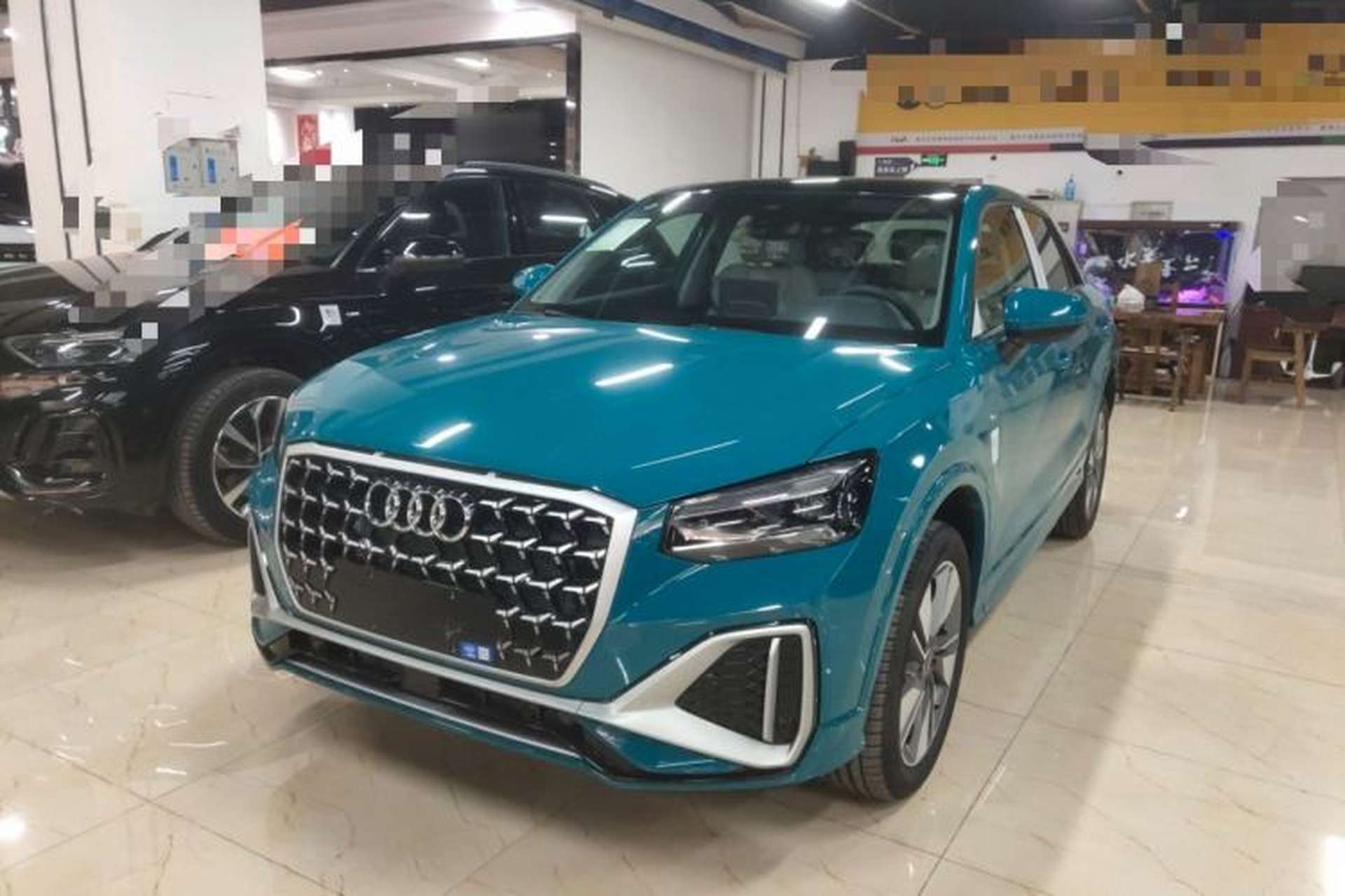 Used Audi Q2L 2025 35 TFSI Fashion Dynamic Edition Front Left 45 Deg