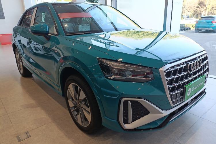 Used Audi Q2L 2025 35 TFSI Fashion Dynamic Edition Front Right 45 Deg