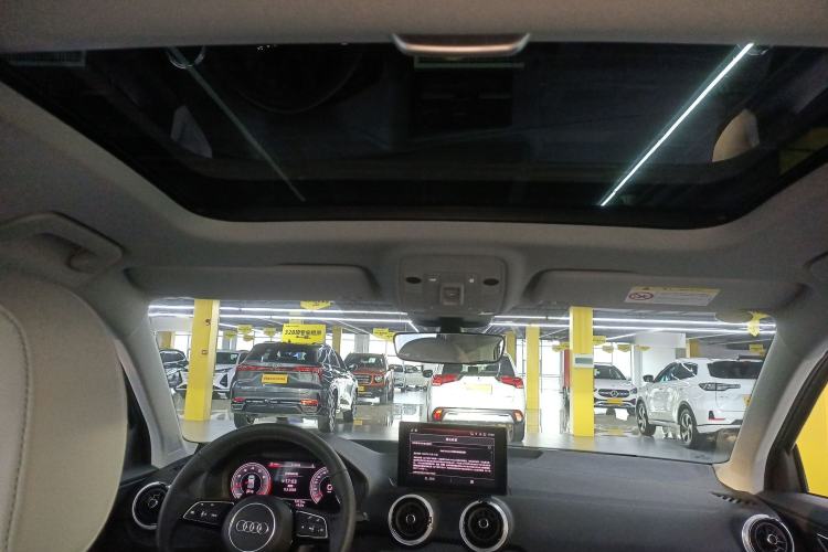 Used Audi Q2L 2025 35 TFSI Fashion Dynamic Edition Headliner