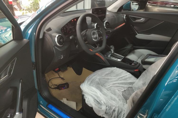 Used Audi Q2L 2025 35 TFSI Progressive Dynamic Edition Interior 3
