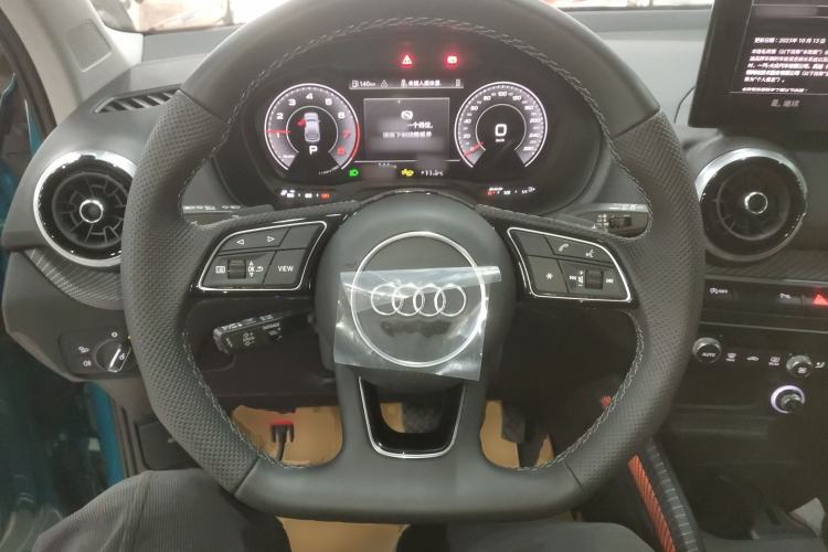 Used Audi Q2L 2025 35 TFSI Fashion Dynamic Edition Steering Wheel