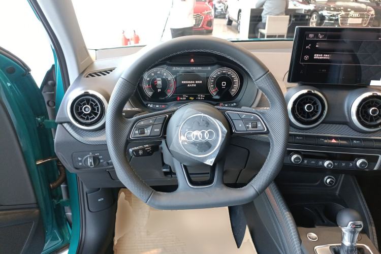 Used Audi Q2L 2025 35 TFSI Fashion Dynamic Edition Steering Wheel