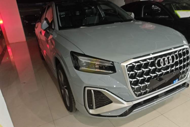Used Audi Q2L 2025 35 TFSI Fashion Dynamic Edition Front Right 45 Deg