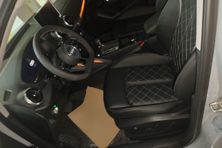 Used Audi Q2L 2025 35 TFSI Fashion Dynamic Edition Left Front Seat