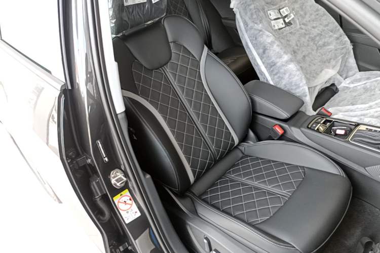 Used Audi Q2L 2025 35 TFSI Fashion Dynamic Edition Right Front Seat