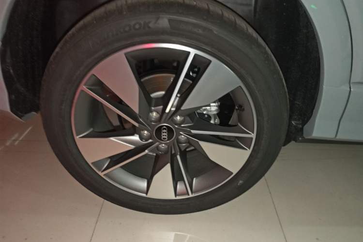 Used Audi Q2L 2025 35 TFSI Fashion Dynamic Edition Right Rear Wheel Hub
