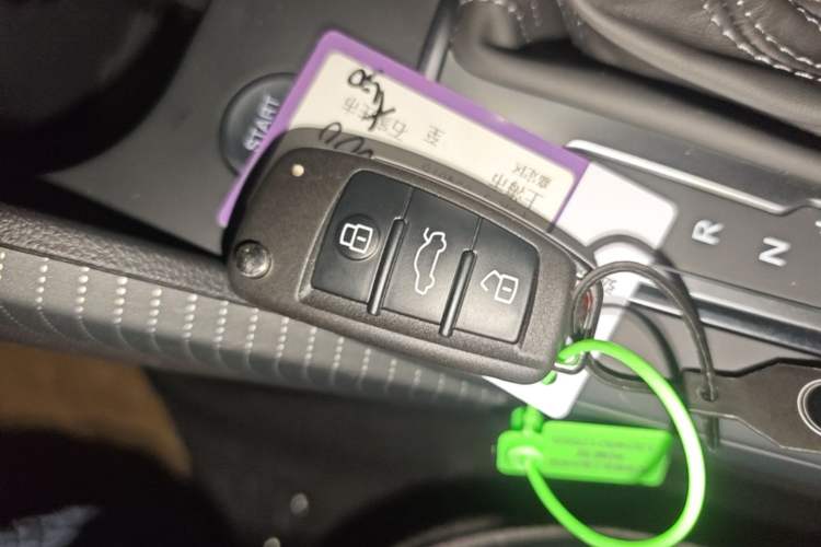 Used Audi Q2L 2025 35 TFSI Fashion Dynamic Edition Vehicle Key