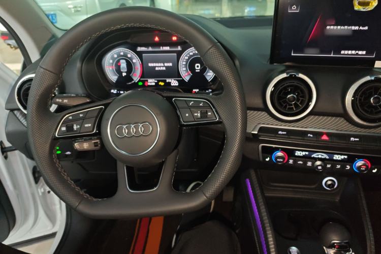 Used Audi Q2L 2025 35 TFSI Fashion Dynamic Edition Center Console