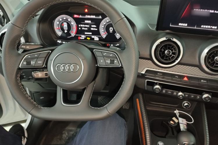 Used Audi Q2L 2025 35 TFSI Fashion Dynamic Edition Center Console