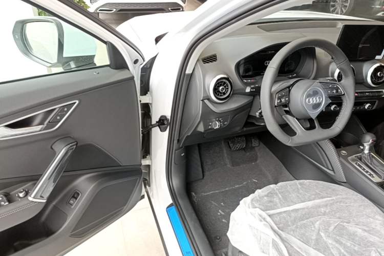 Used Audi Q2L 2025 35 TFSI Fashion Dynamic Edition Driver Seat