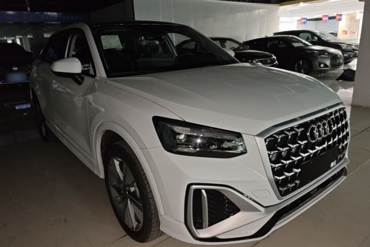 Used Audi Q2L 2025 35 TFSI Fashion Dynamic Edition Front Right 45 Deg