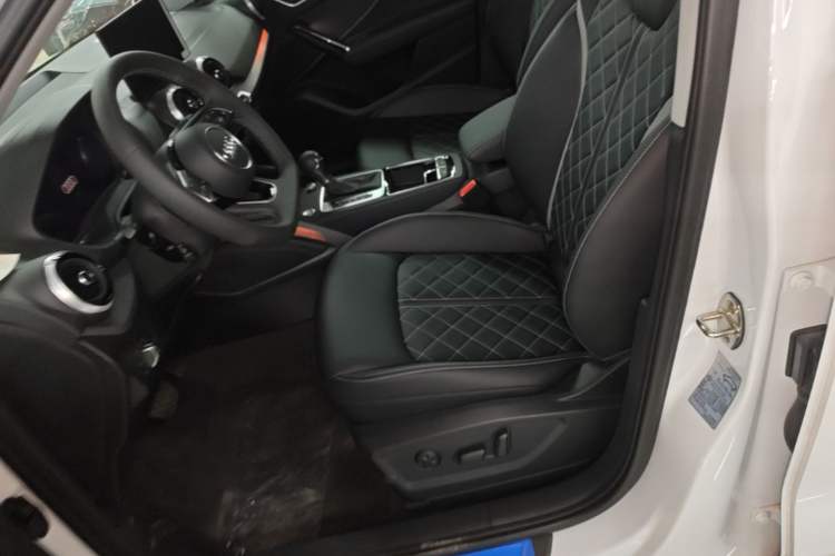 Used Audi Q2L 2025 35 TFSI Fashion Dynamic Edition Left Front Seat