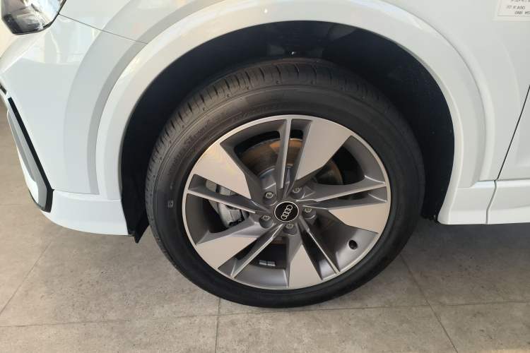 Used Audi Q2L 2025 35 TFSI Fashion Dynamic Edition Left Front Wheel Hub