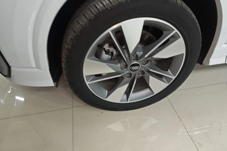 Used Audi Q2L 2025 35 TFSI Fashion Dynamic Edition Left Front Wheel Hub