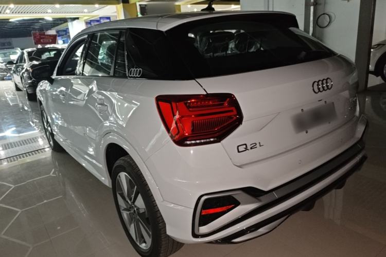 Used Audi Q2L 2025 35 TFSI Fashion Dynamic Edition Rear Left 45 Deg