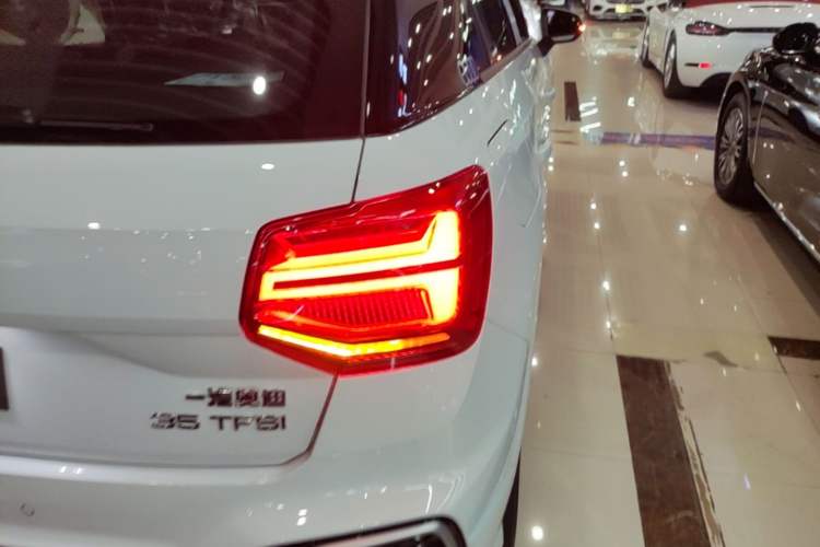 Used Audi Q2L 2025 35 TFSI Fashion Dynamic Edition Right Rear Taillight