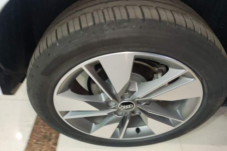 Used Audi Q2L 2025 35 TFSI Fashion Dynamic Edition Right Rear Wheel Hub