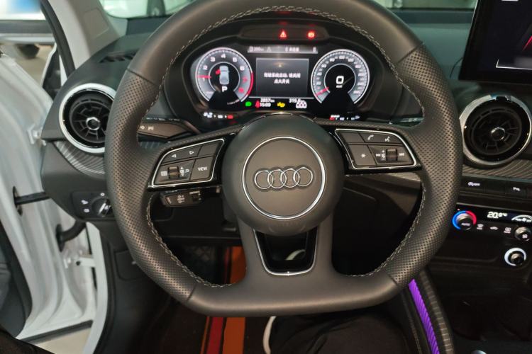 Used Audi Q2L 2025 35 TFSI Fashion Dynamic Edition Steering Wheel