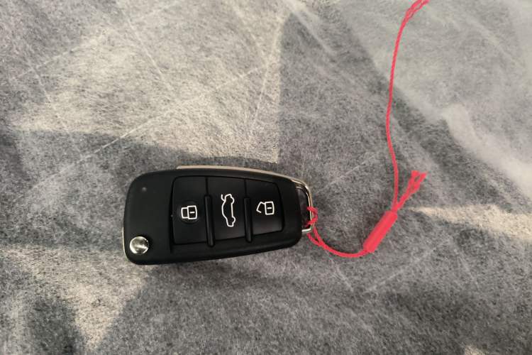 Used Audi Q2L 2025 35 TFSI Fashion Dynamic Edition Vehicle Key