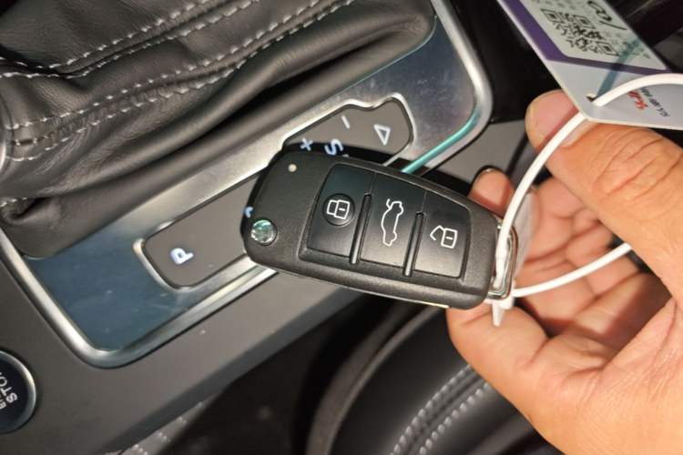 Used Audi Q2L 2025 35 TFSI Fashion Dynamic Edition Vehicle Key