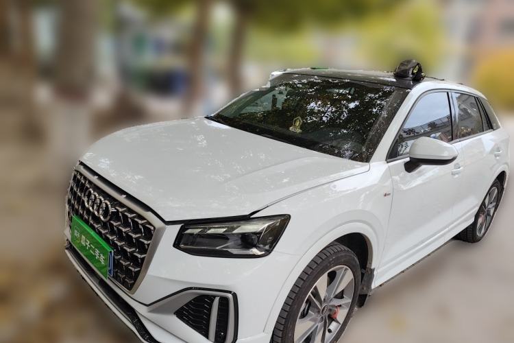 Audi Q2L 2025 35 TFSI Fashion Dynamic Edition