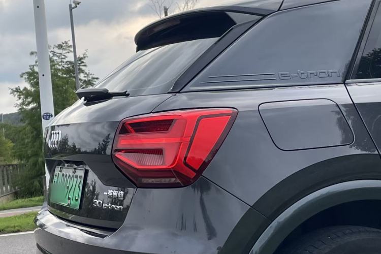 Used Audi Q2L e-tron 2019 Q2L e-tron Pure Electric Smart Enjoyment Model Exterior 6