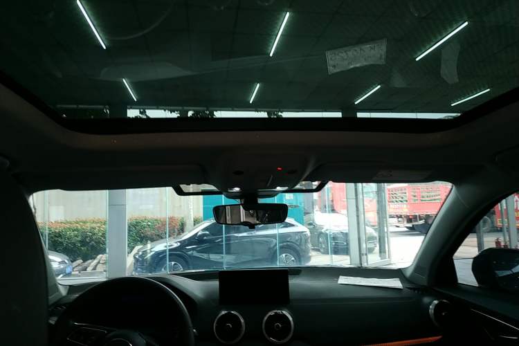 Used Audi Q2L e-tron 2022 Q2L e-tron Pure Electric Smart Enjoyment Model Headliner